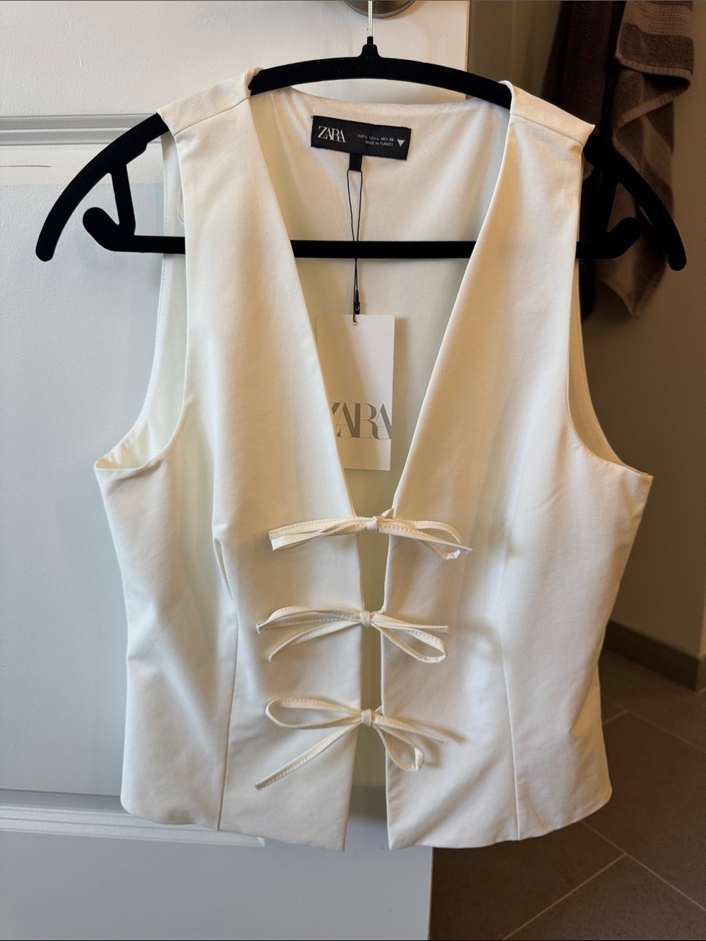 ZARA Cream Tie-Front Sleeveless Bodysuit